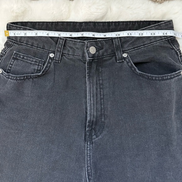 H&M Black High Rise Regular fit Straight Wide leg  Jeans-4 (S) - Picture 9 of 11